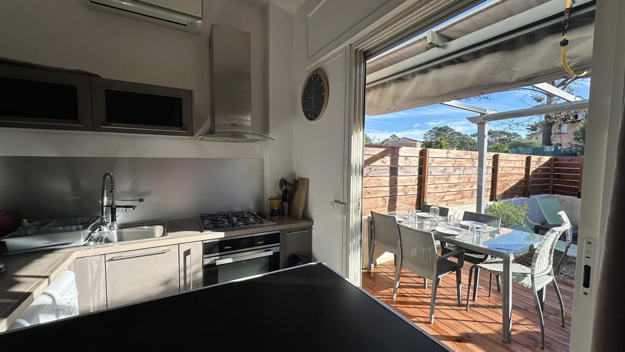 Apartement Maenat Borgo  Buitenkant foto